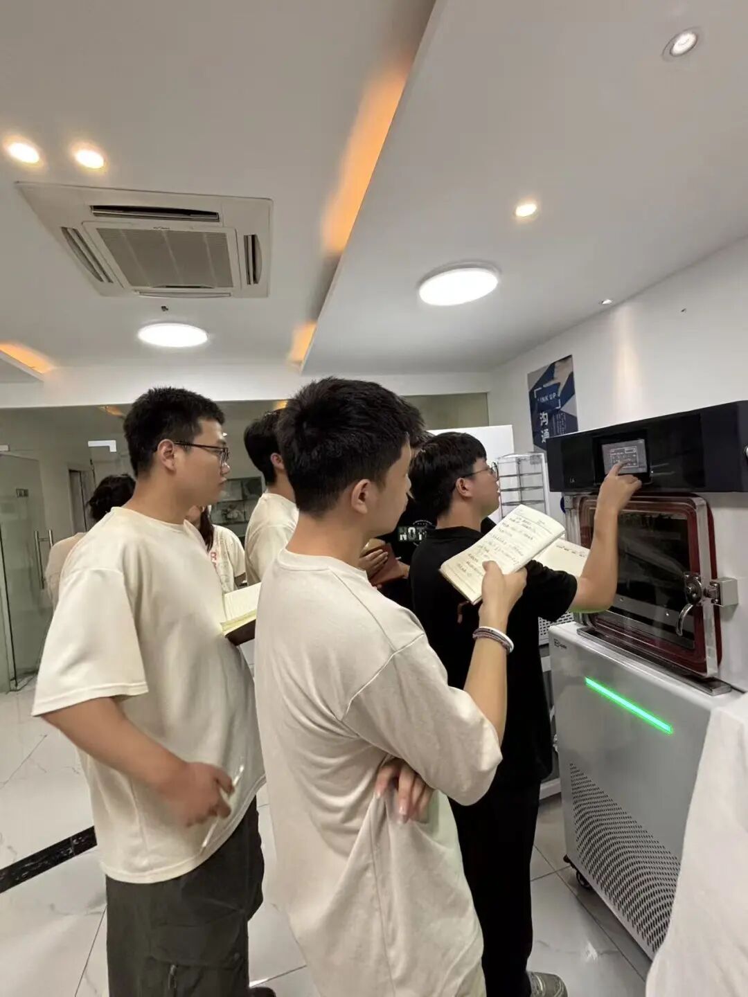 能精进，聚力破局！ued官网体育冻干机销售工程师年中培训圆满收官