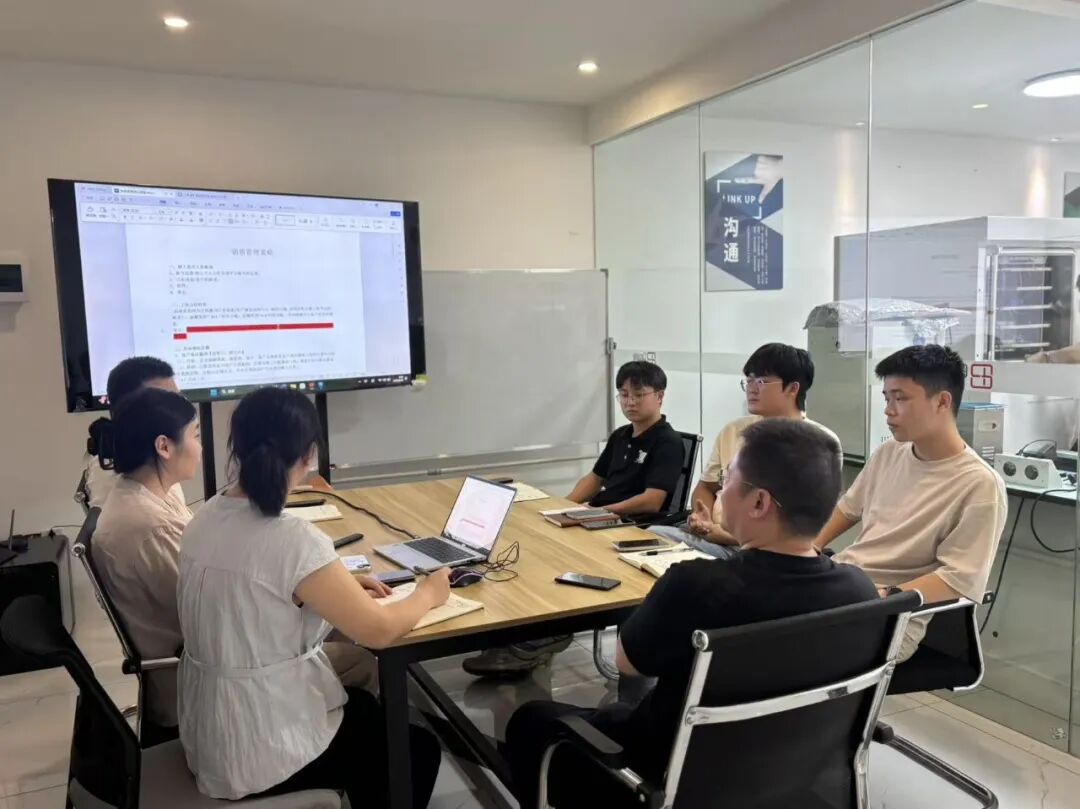 能精进，聚力破局！ued官网体育冻干机销售工程师年中培训圆满收官